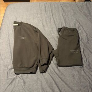 Fear of God Essentials Sweatshirt and Sweatpants